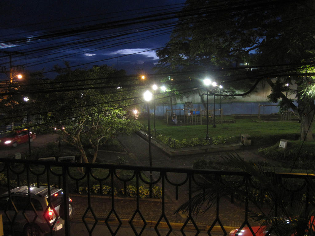 Alajuela Backpackers Airport Hostel Esterno foto