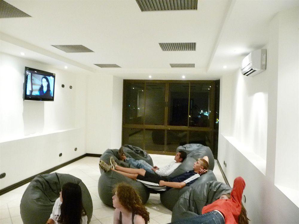 Alajuela Backpackers Airport Hostel Esterno foto